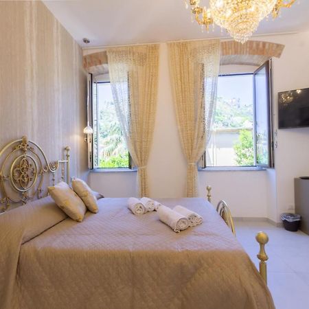 Villa Valverde Apartments E B&B ตาออร์มินา ภายนอก รูปภาพ