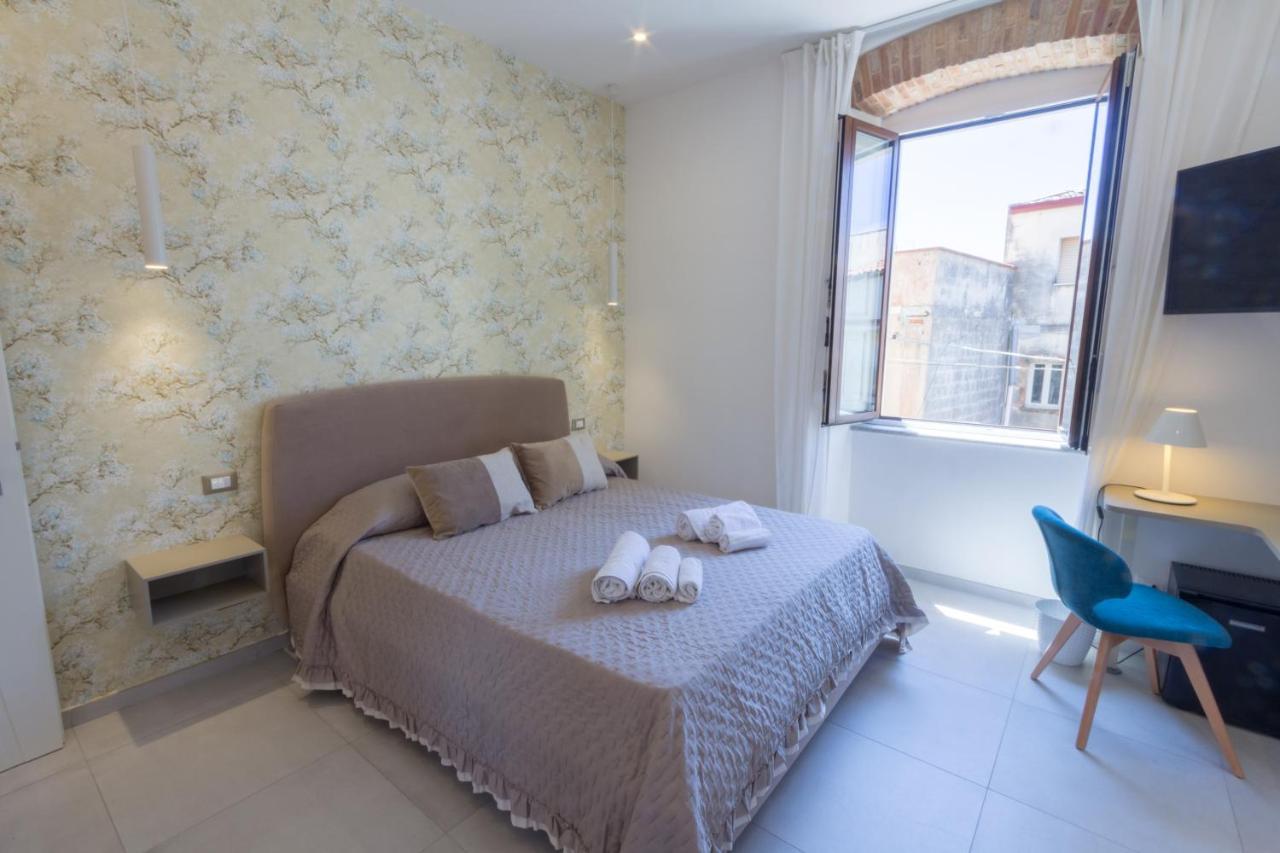 Villa Valverde Apartments E B&B ตาออร์มินา ภายนอก รูปภาพ