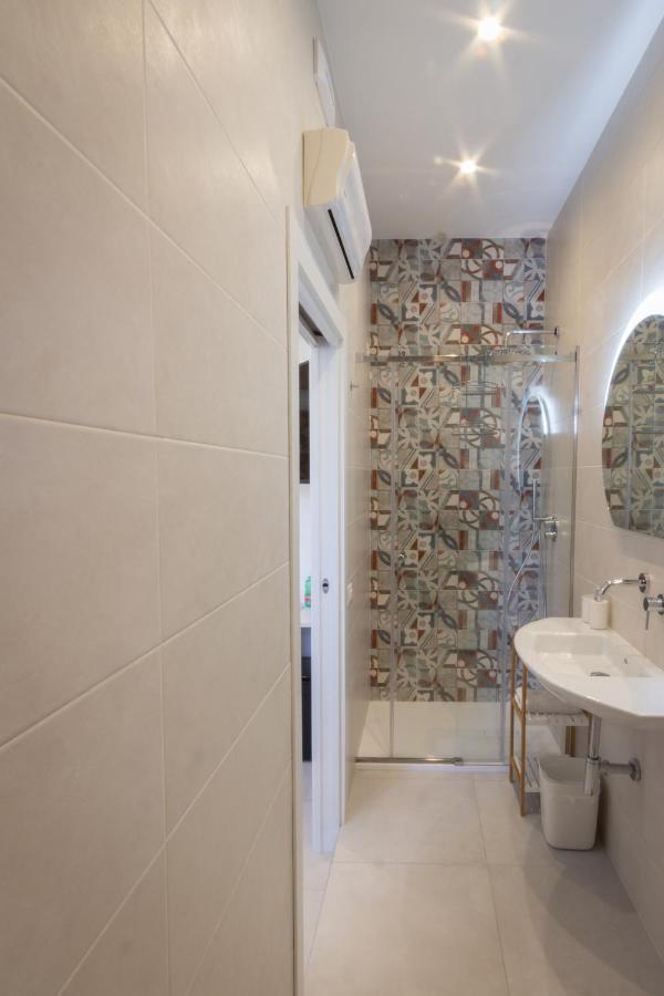 Villa Valverde Apartments E B&B ตาออร์มินา ภายนอก รูปภาพ