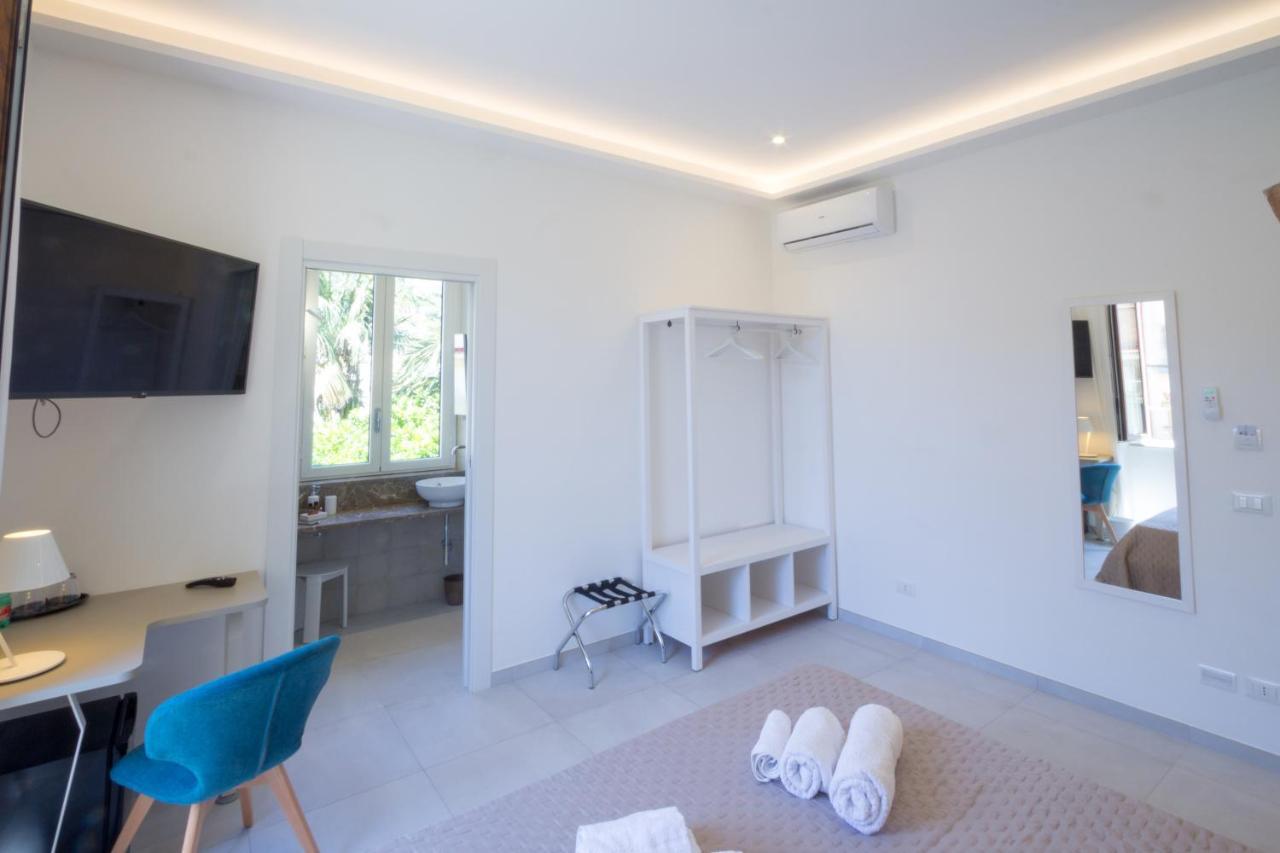 Villa Valverde Apartments E B&B ตาออร์มินา ภายนอก รูปภาพ