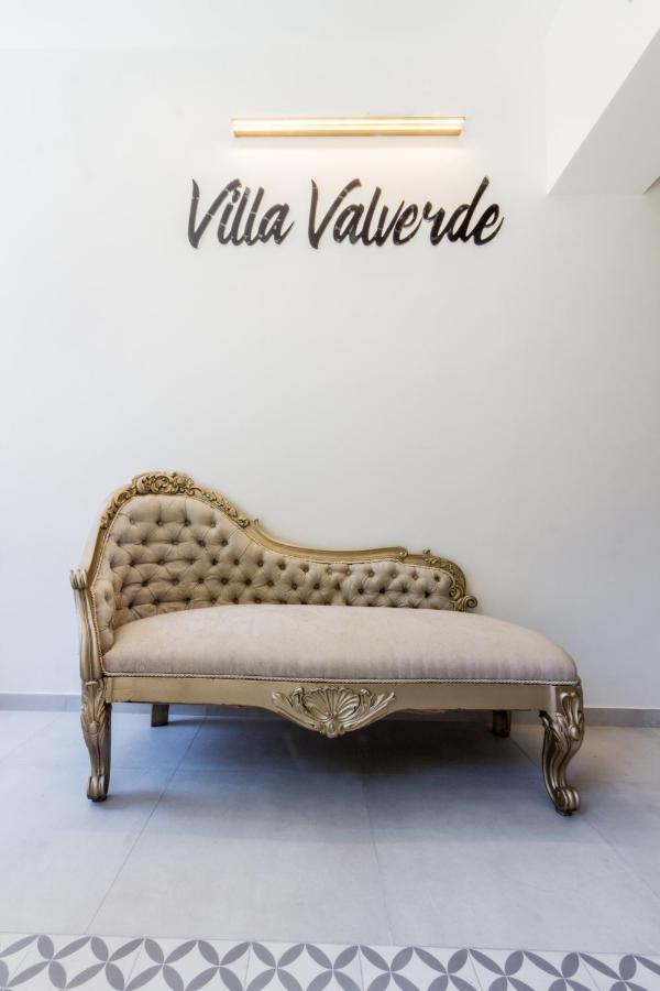 Villa Valverde Apartments E B&B ตาออร์มินา ภายนอก รูปภาพ