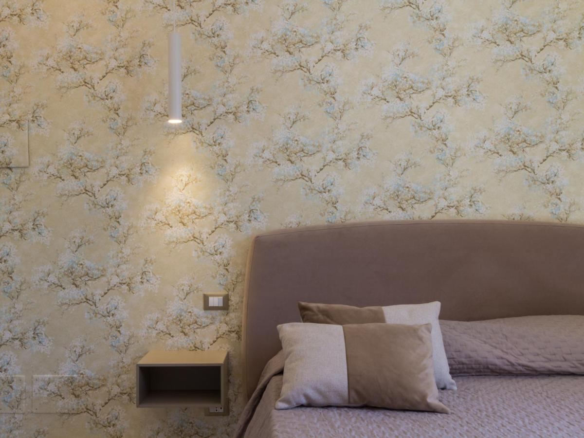 Villa Valverde Apartments E B&B ตาออร์มินา ภายนอก รูปภาพ